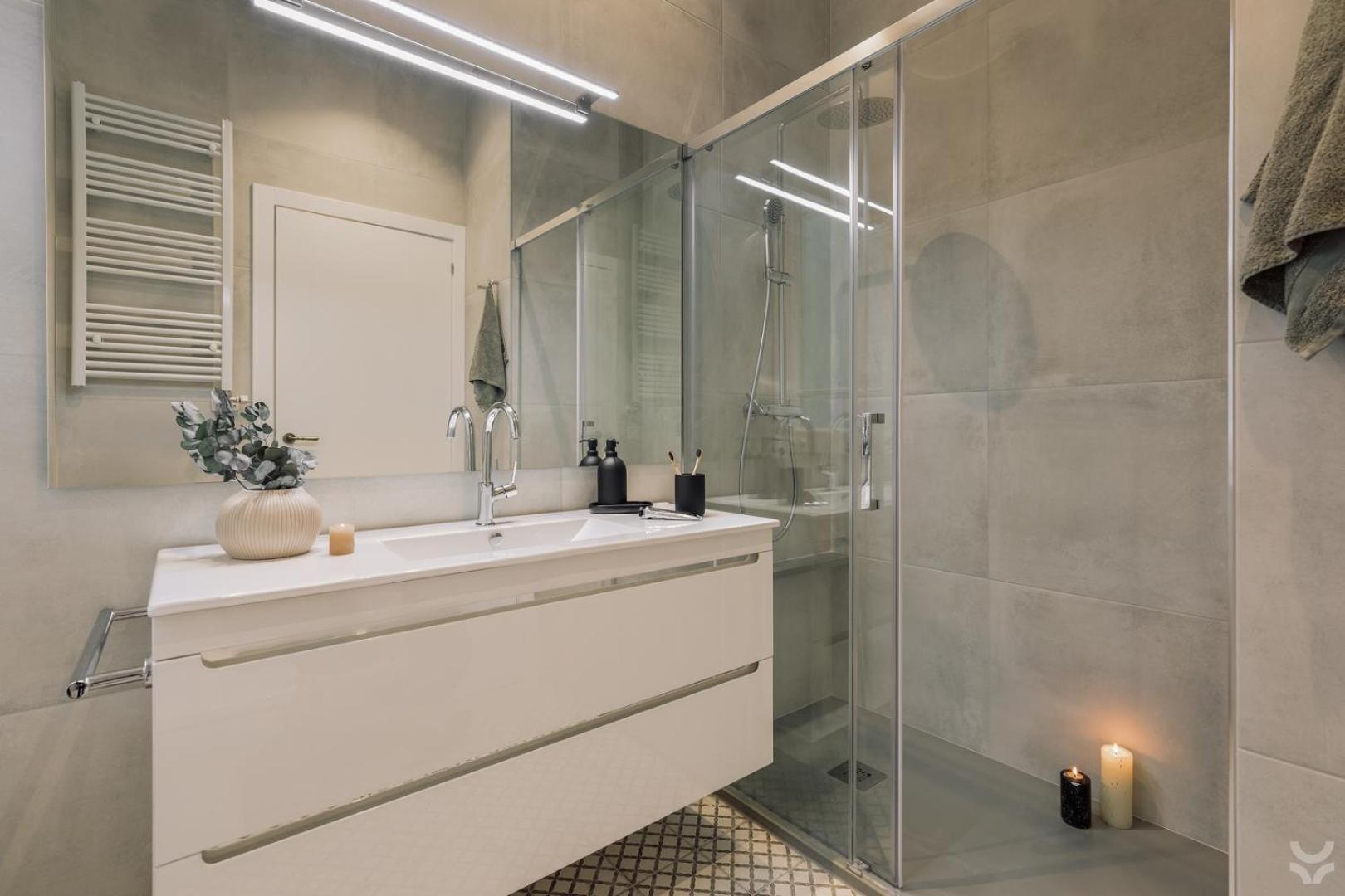 Halite - 2 Bedrooms, Terrace, And Balcony In Gracia *